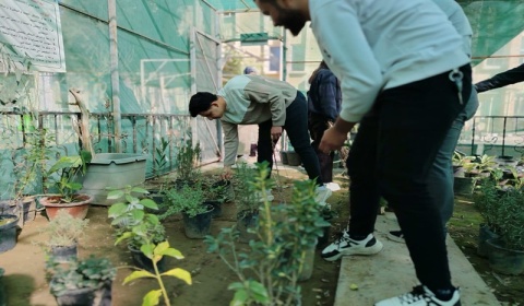 Kirkuk University launches service campaigns to support the university environment and community institutions.