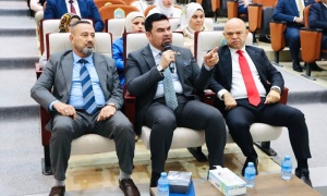Kirkuk University organizes a scientific seminar on promoting integrity values ​​and combating corruption in the workplace.