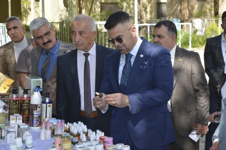 The President of the University of Kirkuk inspects and inaugurates the Spring Flowers Exhibition in the College of Agriculture (Hawija).