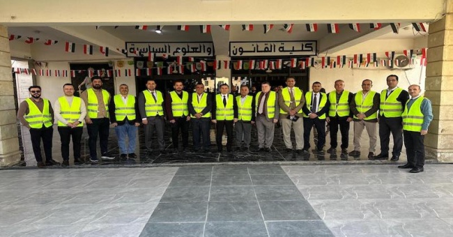 كلية القانون والعلوم السياسية تطلق حملة تشجير واسعة