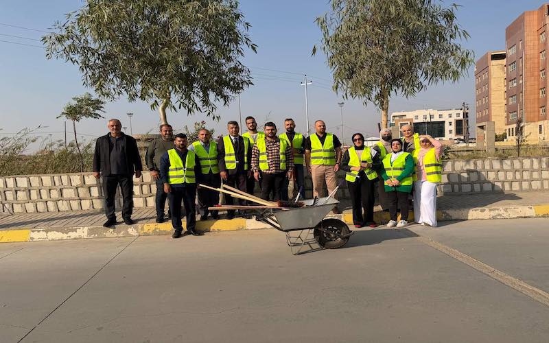 كلية القانون والعلوم السياسية تنفّذ حملة تنظيف شاملة لتعزيز بيئة جامعية صحية