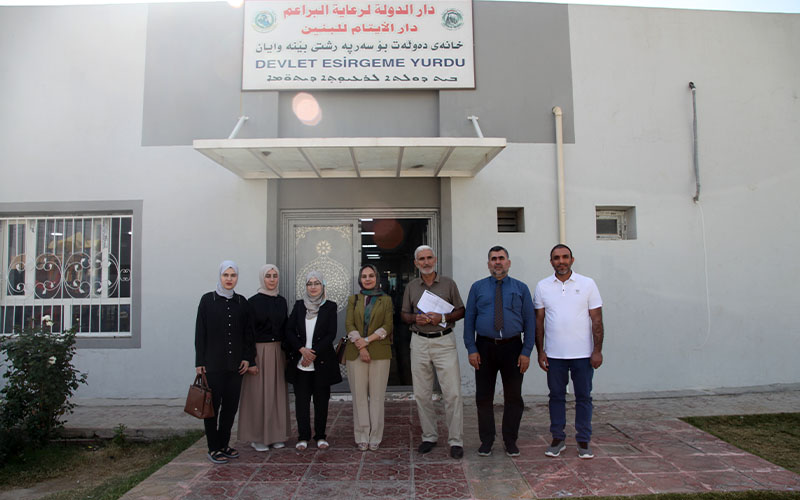 فريق تطوعي من كلية الطب يزور دار الأيتام ويوزع مساعدات شتوية