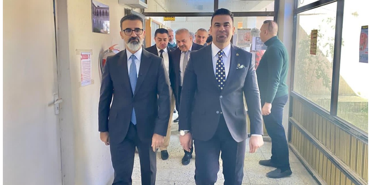 زيارة رسمية لرئيس جامعة ...