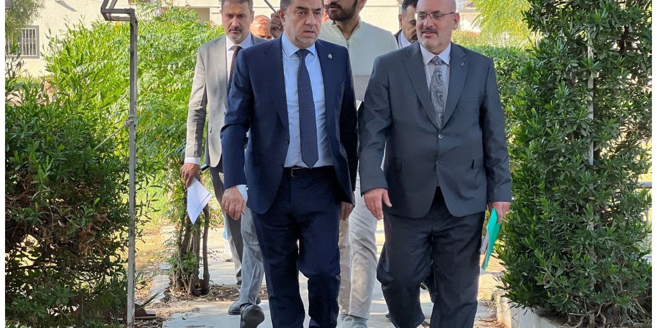 كلية الإعلام تستقبل اللجنة ...