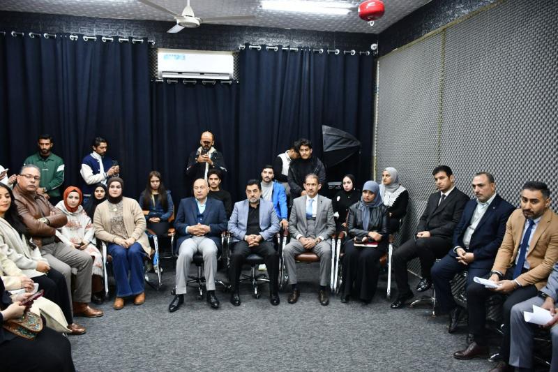 The College of Media Organizes a Discussion Workshop on the Impact of Advertisements on Purchasing Behavior