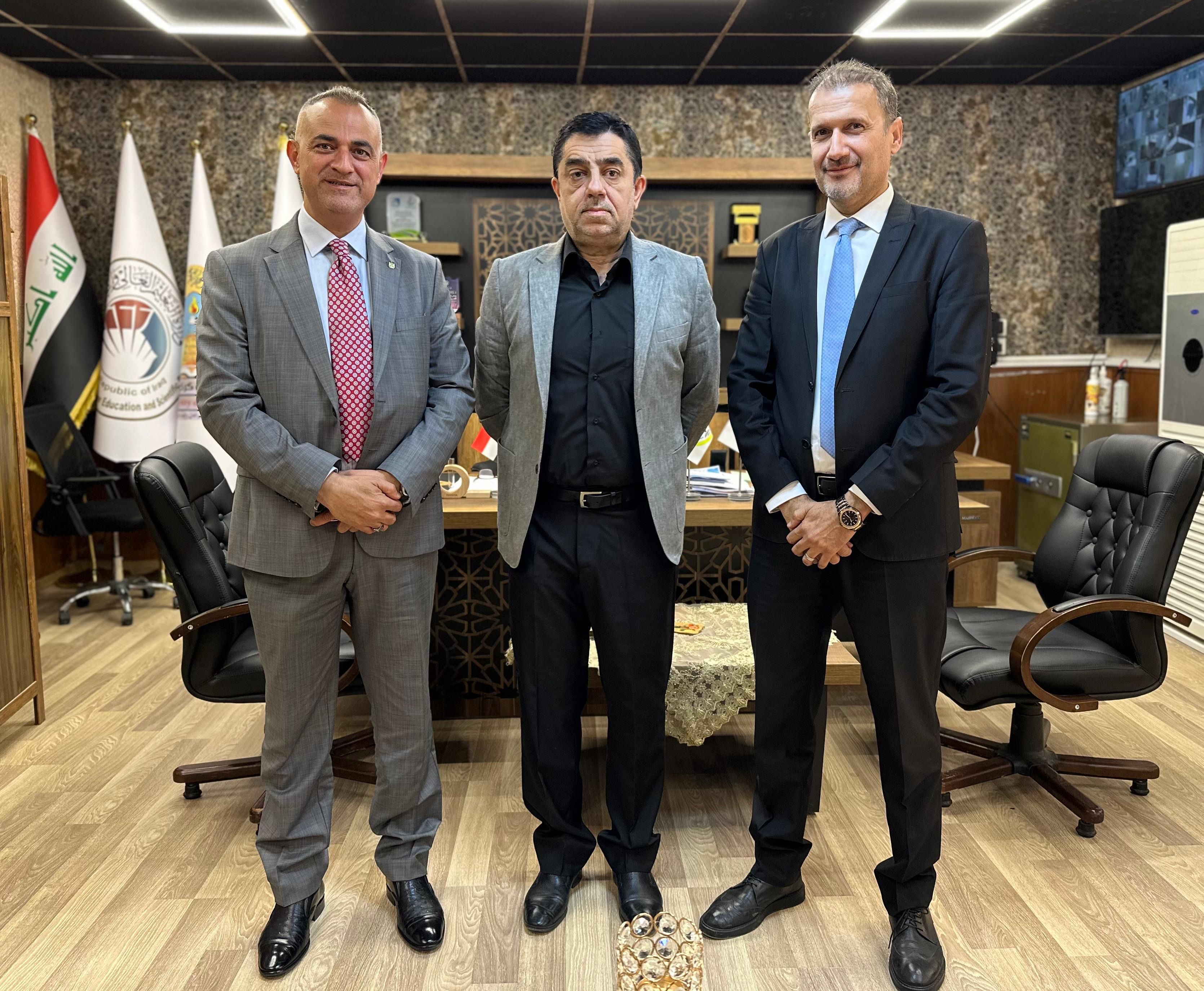 عميد كلية الإعلام يستقبل رئيس فرع نقابة الصحفيين في كركوك