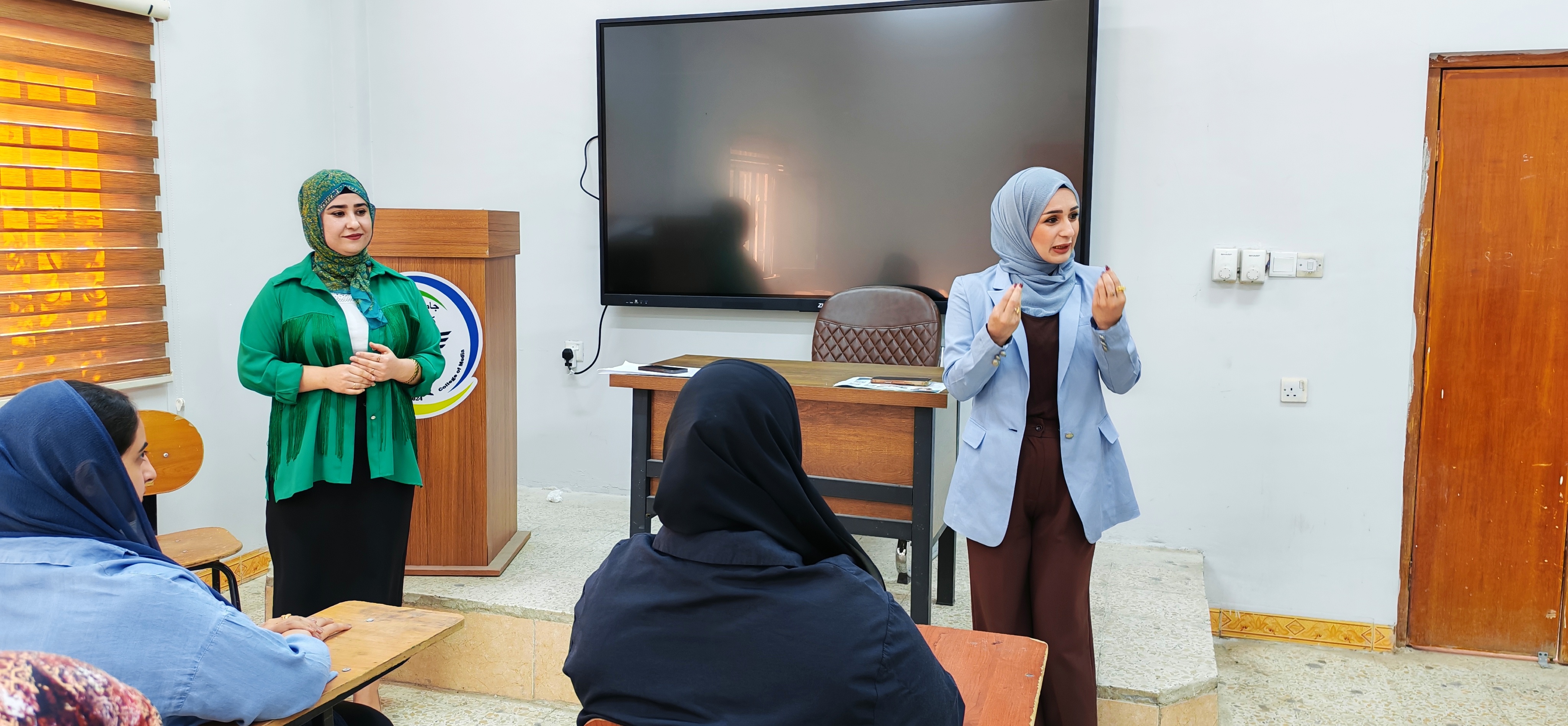 كلية الإعلام تقيم ورشة عمل توعوية بعنوان 