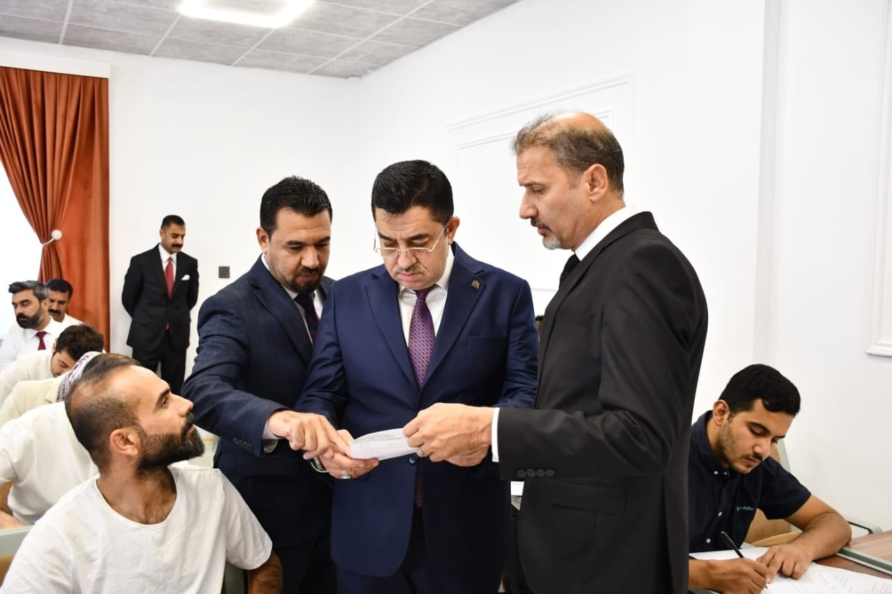 انطلاق الامتحانات النهائية لطلبة المرحلة الأولى في كلية الإعلام