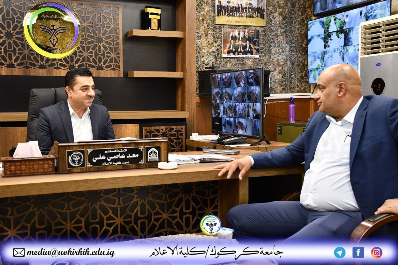 عميد كلية الإعلام يستقبل اللجنة الوزارية ولجنة المتابعة في رئاسة الجامعة