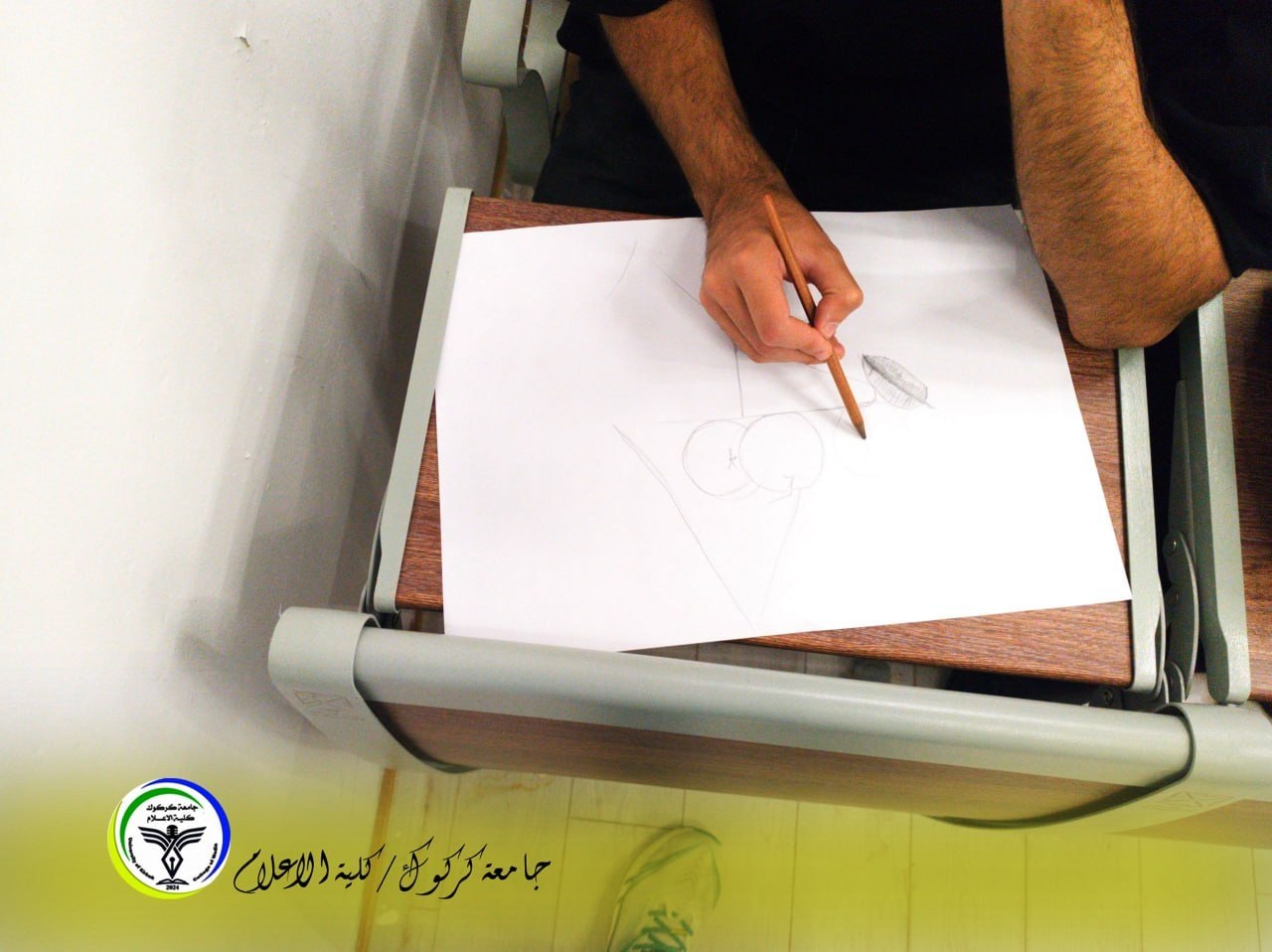 كلية الإعلام بجامعة كركوك تنظم محاضرة فنية عن «التخطيط بقلم الرصاص»