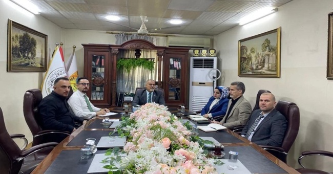 السيد عميد كلية التمريض يجتمع مع مجلس إدارة الصندوق