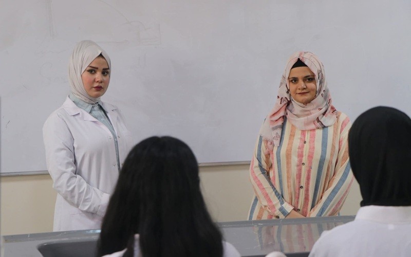 كلية الصيدلة تنظم ندوة ...