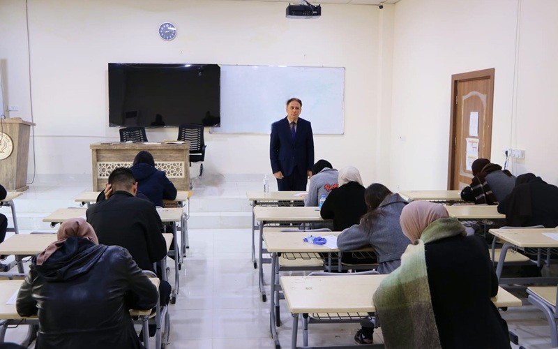 استمرار امتحانات نهاية ...