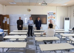 كلية الصيدلة بجامعة كركوك تجري اختبار معادلة الشهادة لخريجي كليات الصيدلة خارج العراق (٥٥) في جزئها العملي