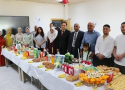 كلية الصيدلة تنظم احتفالية بمناسبة (عيد الغدير الأغر)
