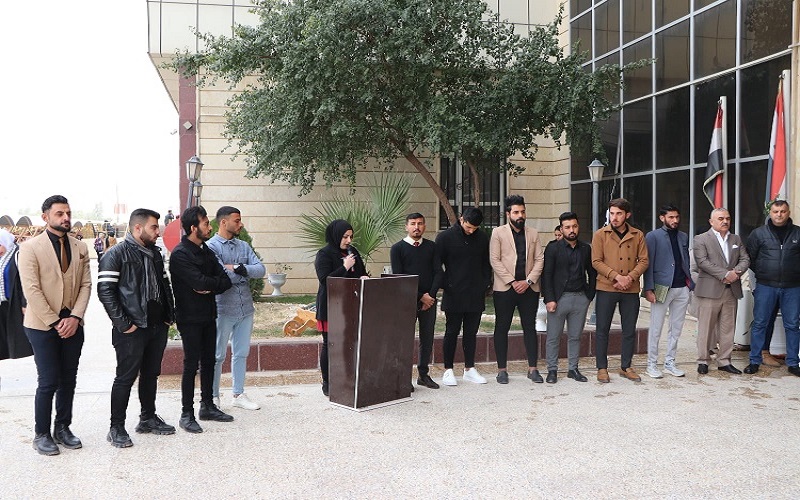 كلية الصيدلة بجامعة كركوك تنظم وقفة حداد على أرواح شهداء قادة النصر 