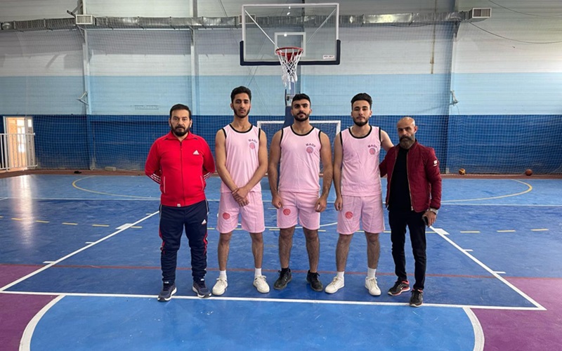The College of Pharmacy team wins over the College of Arts team in the basketball tournament for Kirkuk University students 