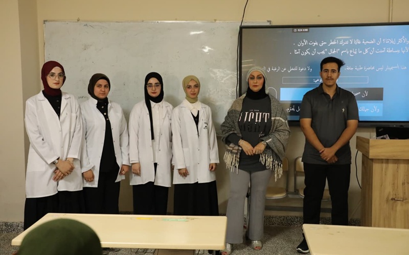 كلية الصيدلة ندوة حول (المنحفات وتأثيرها على صحة الإنسان)