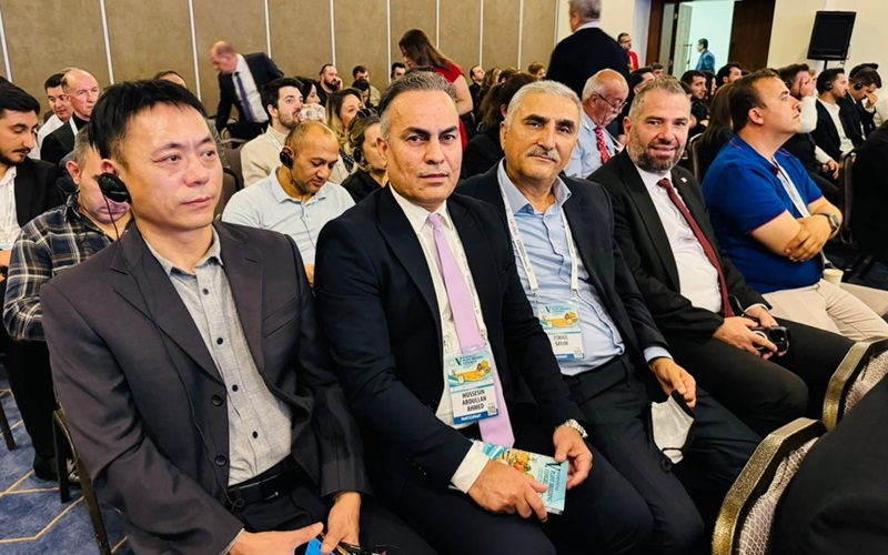 تدريسي من كلية الصيدلة يشارك في المؤتمر الدولي الخامس لتربية وتحسين النباتات في تركيا