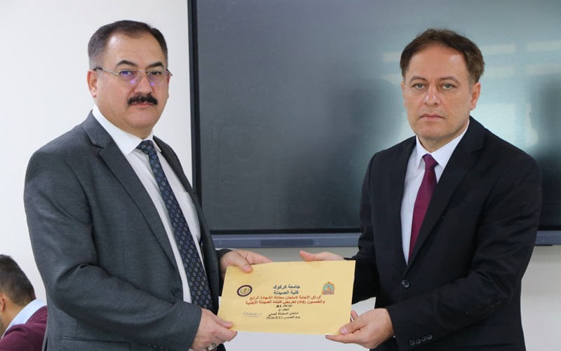 كلية الصيدلة بجامعة كركوك تجري اختبار معادلة الشهادة لخريجي كليات الصيدلة خارج العراق (٥٤) في جزئها العملي