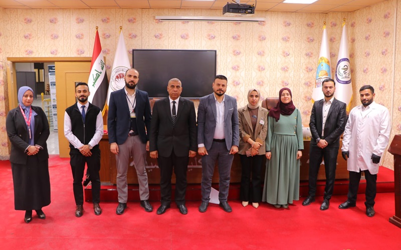 كلية الصيدلة تنظم ندوة بعنوان (التهاب الكبد الفيروسي: من العدوى إلى التعافي)