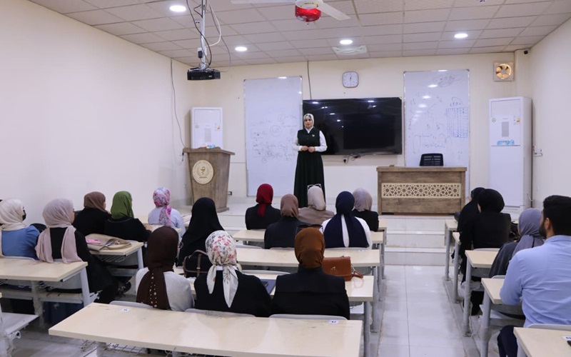 كلية الصيدلة تنظم ندوة بعنوان (مجالات العمل المتاحة لخريجي كلية الصيدلة)