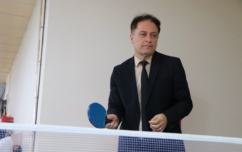 كلية الصيدلة في جامعة كركوك تنظم بطولة تنس الطاولة لمنتسبيها