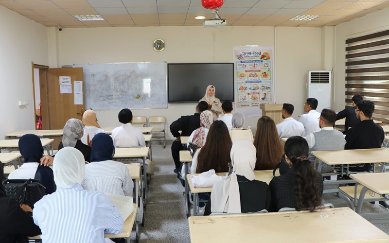 كلية الصيدلة تنظم ندوة حول (أسباب ودوافع الاتجار بالبشر والتنمية المستدامة ودور البحث العلمي)