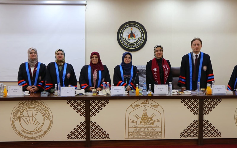 عميد كلية الصيدلة يشارك في لجنة مناقشة اطروحة دكتوراه في كلية العلوم / جامعة كركوك