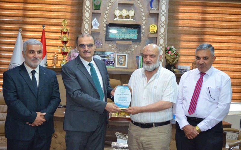 حفل توديع وتكريم الأستاذ ...