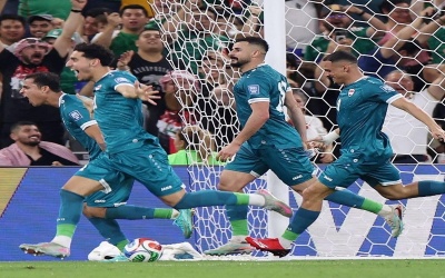 عميد كلية التربية للعلوم الصرفة يهنيء منتخبنا الوطني العراقي تأهله لمونديال كأس العالم ٢٠٢٦