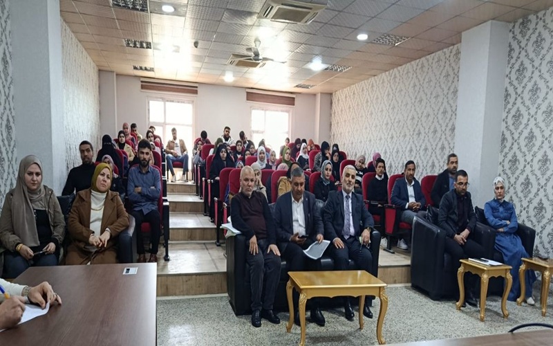 كلية التربية للعلوم الصرفة تنظم ندوة حول أثر الفساد الإداري على المؤسسات التعليمية