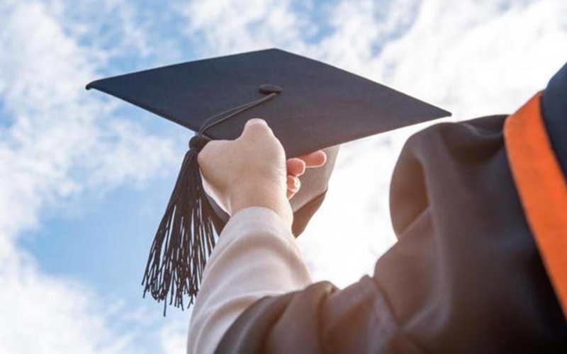 التقديم لشغل المقاعد الشاغرة لفئة الامتيازات 2025-2026