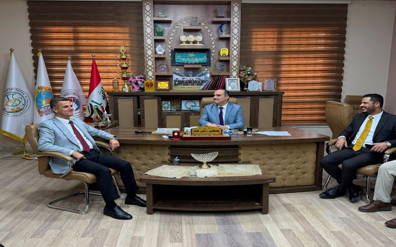عميد كلية التربية للعلوم الصرفة يستقبل مسؤول في حزب الديمقراطي الكوردستاني