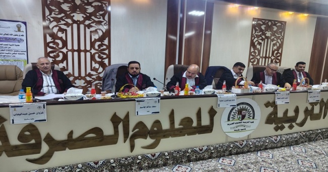 تدريسي من كلية العلوم يشارك في لجنة مناقشة أطروحة دكتوراه بجامعة تكريت