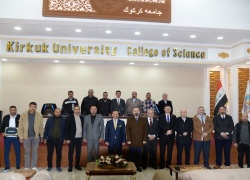 عمادة كلية العلوم/ جامعة كركوك تكرم موظفي الخدمات في الكلية