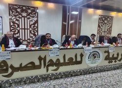 تدريسي من كلية العلوم يشارك في لجنة مناقشة أطروحة دكتوراه بجامعة تكريت