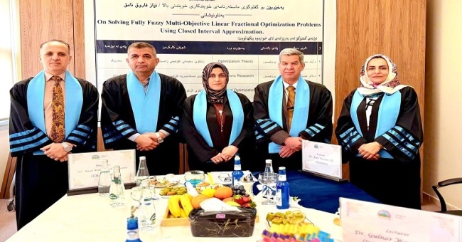 المعاون العلمي يمثل كلية العلوم في مناقشة علمية بجامعة السليمانية