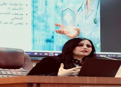 تدريسية في قسم الكيمياء تشارك في ندوة تثقيفية في كلية الصيدلة بجامعة كركوك حول (استراتيجية الأمن الوطني للأمن الصحي)