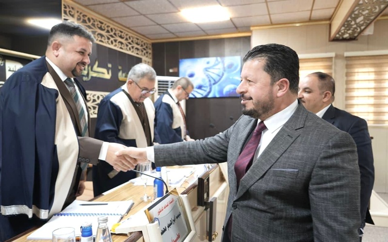 تدريسي من كلية العلوم يشارك في عضوية مناقشة رسالة ماجستير بجامعة تكريت