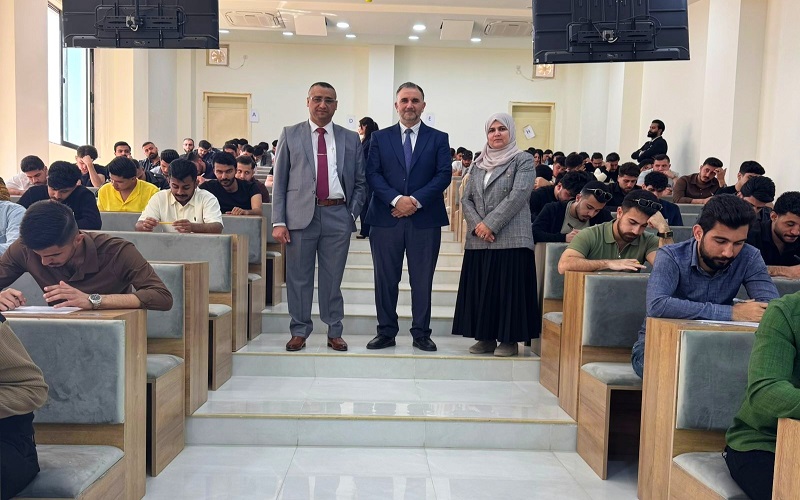 رئيس قسم الأدلة الجنائية يشارك في الإشراف على الامتحان المشترك بين جامعتي الكتاب والقلم لأقسام الأدلة الجنائي