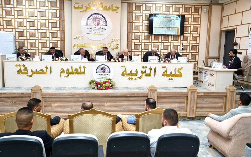 رئيس قسم الكيمياء يشارك في مناقشة أطروحة دكتوراه في جامعة تكريت