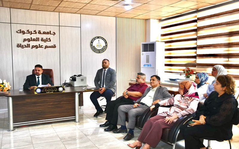أساتذة قسم علوم الحياة يستأنفون أعمالهم الأكاديمية ويعقدون اجتماع مجلس القسم
