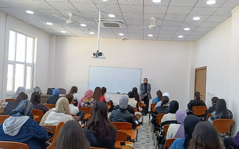 كلية التربية البدنية وعلوم الرياضة تنظم ورشة عمل توعوية عن مفهوم التوحد 