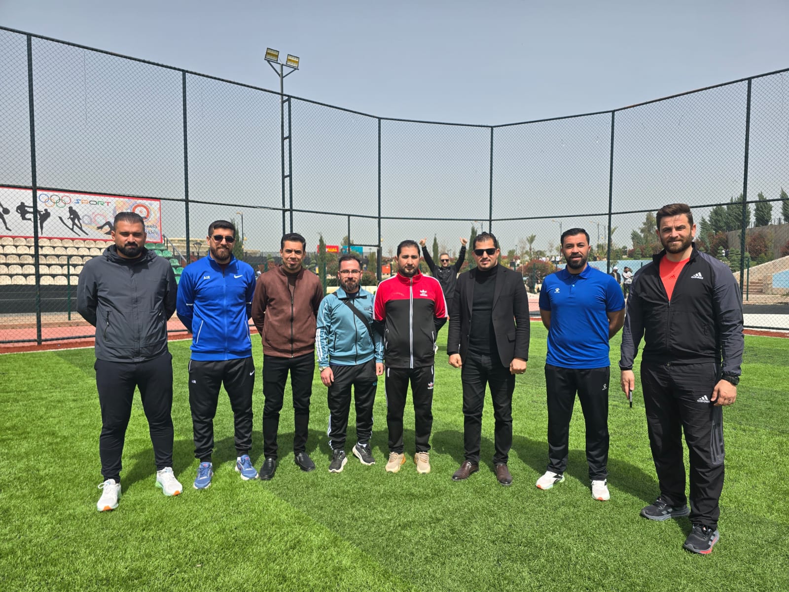 فريق كلية التربية البدنية وعلوم الرياضة يواجه فريق كلية التربية البدنية وعلوم الرياضة في جامعة كتاب بمباراة ودية 