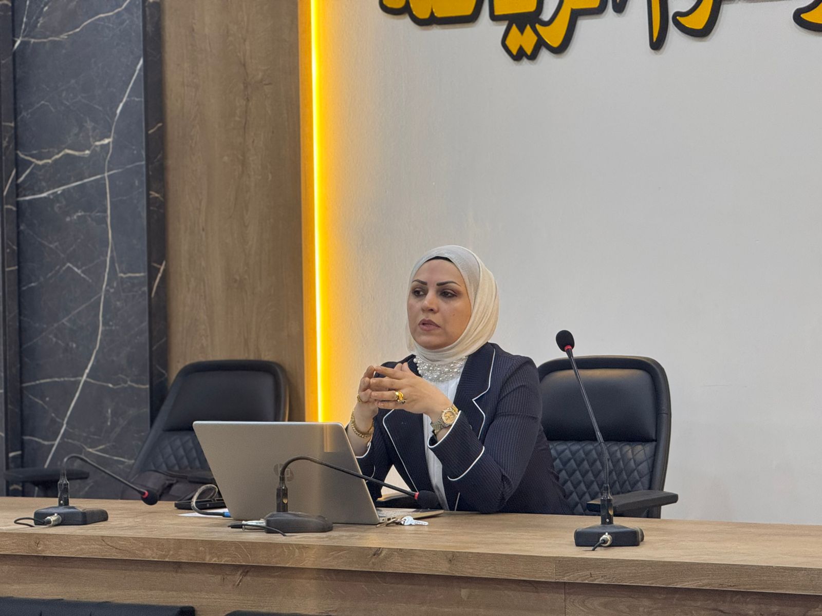 كلية التربية البدنية وعلوم الرياضة تقيم دورة تدريبية عن الحوكمة الرشيدة وتعزيز النزاهة في بيئة العمل