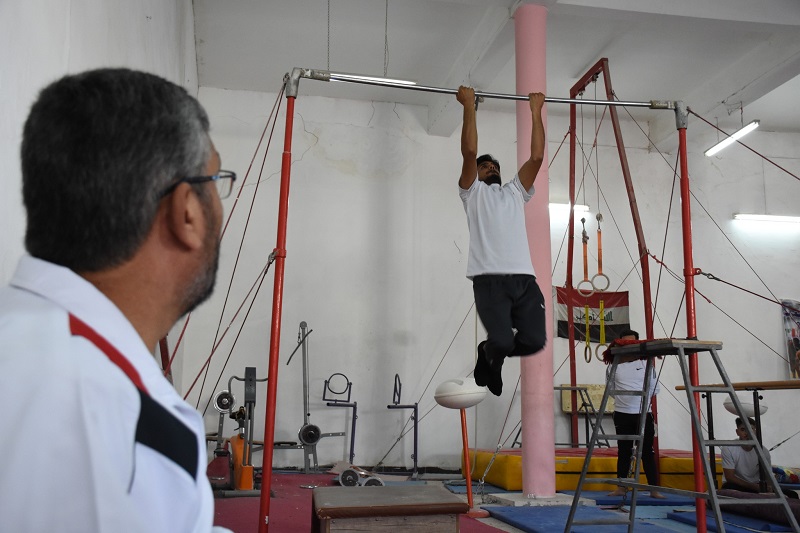 The College of Physical Education and Sports Sciences conducts physical and skill tests for applicants for admission to the college for vocational studies (Al-Mawazi Channel)