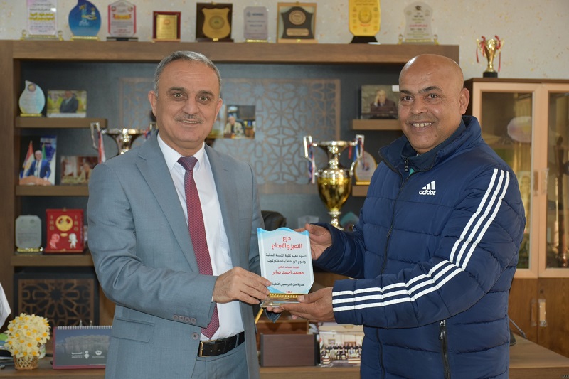 The Dean of the College receives well-wishers on the occasion of the College achieving first place at the college level according to the indicators of the Presidency of the University of Kirkuk