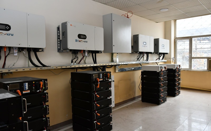 ضمن خطة الجامعة للتحول إلى استخدام الطاقة البديلة.. جامعة كركوك تشرع للعمل على الطاقة البديلة