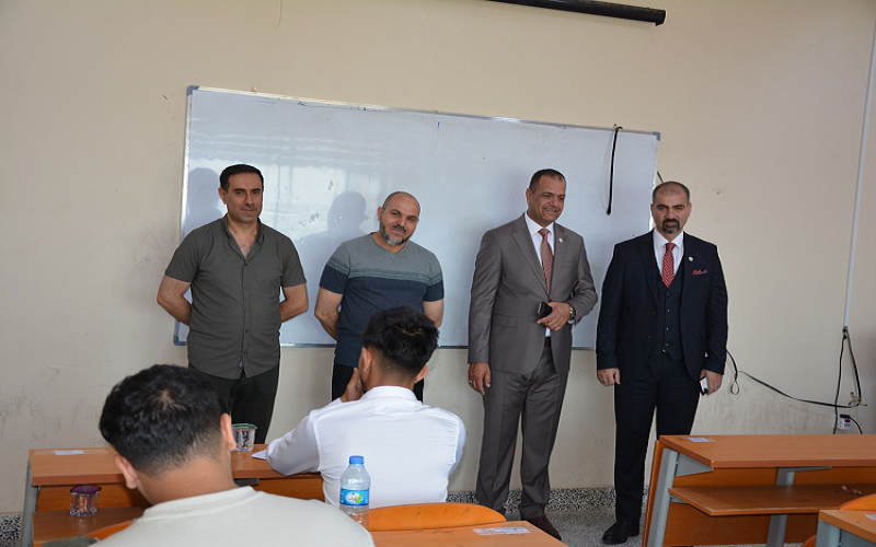 مساعد رئيس الجامعة ...